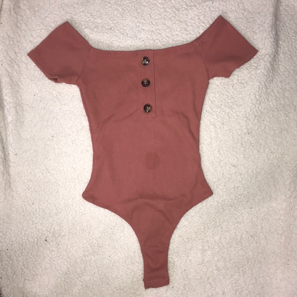pink ribbed button off the shoulder bodysuit